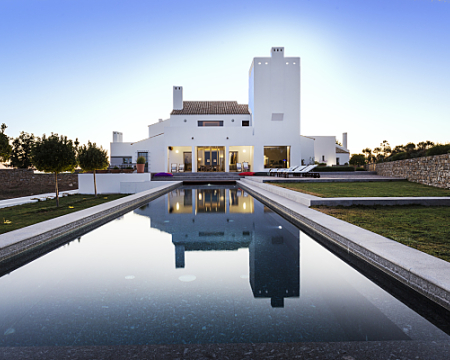 Piscina Infinita del Cortijo 