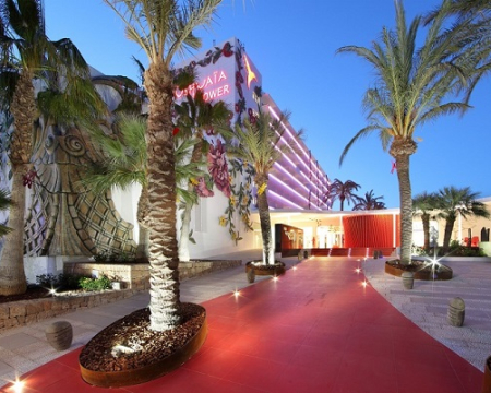 Ushuaïa Ibiza Beach Hotel