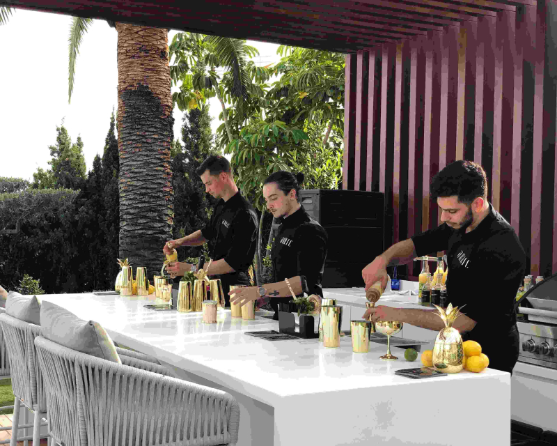 Cocktail Catering by AURIC